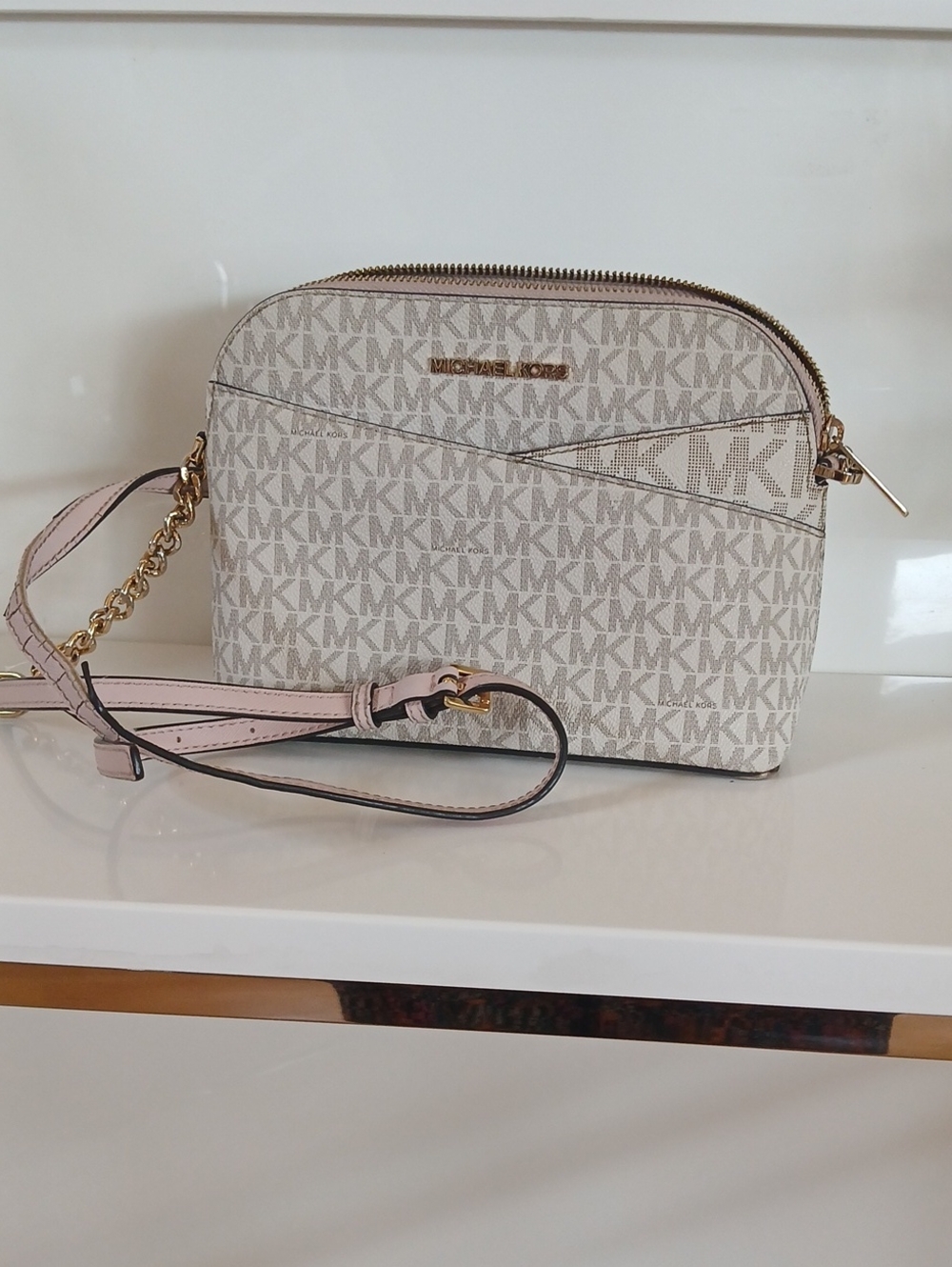 Michael Kors Signature Small Crossbody